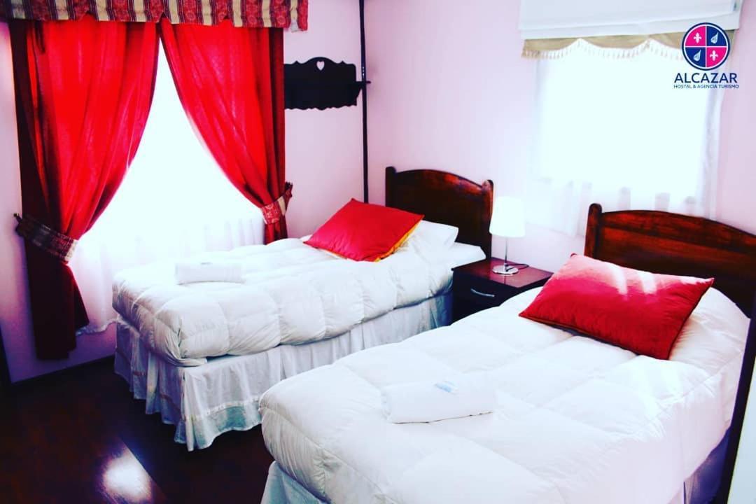 Hostal Alcazar Πουέρτο Νατάλες Εξωτερικό φωτογραφία