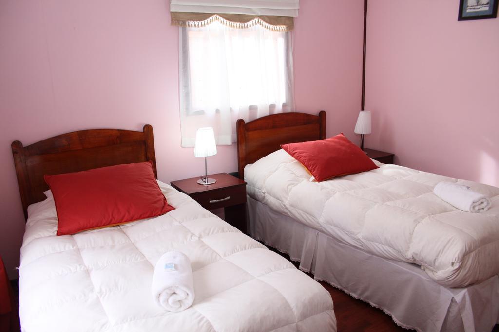 Hostal Alcazar Πουέρτο Νατάλες Εξωτερικό φωτογραφία