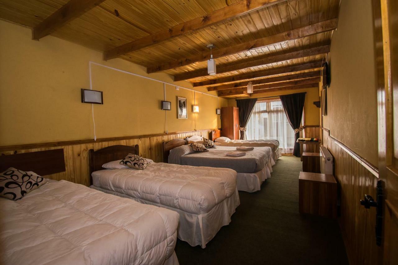 Hostal Alcazar Πουέρτο Νατάλες Εξωτερικό φωτογραφία