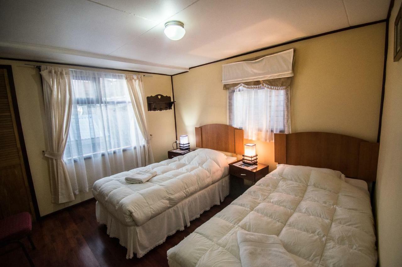 Hostal Alcazar Πουέρτο Νατάλες Εξωτερικό φωτογραφία