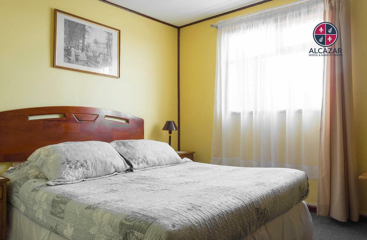 Hostal Alcazar Πουέρτο Νατάλες Εξωτερικό φωτογραφία